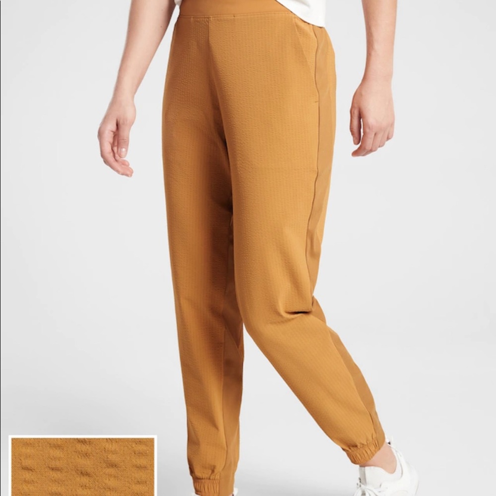 NWT Athleta Textured Brooklyn Jogger